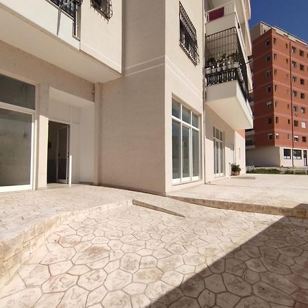 Hergi Apartament Vlorë Buitenkant foto