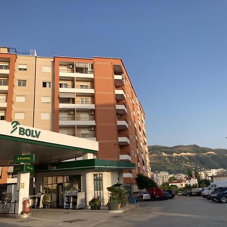 Hergi Apartament Vlorë Buitenkant foto