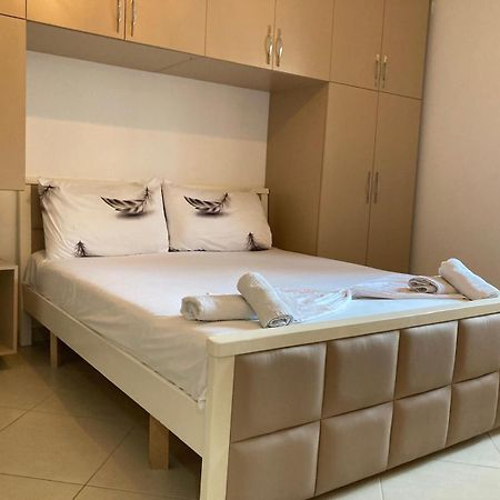Hergi Apartament Vlorë Buitenkant foto