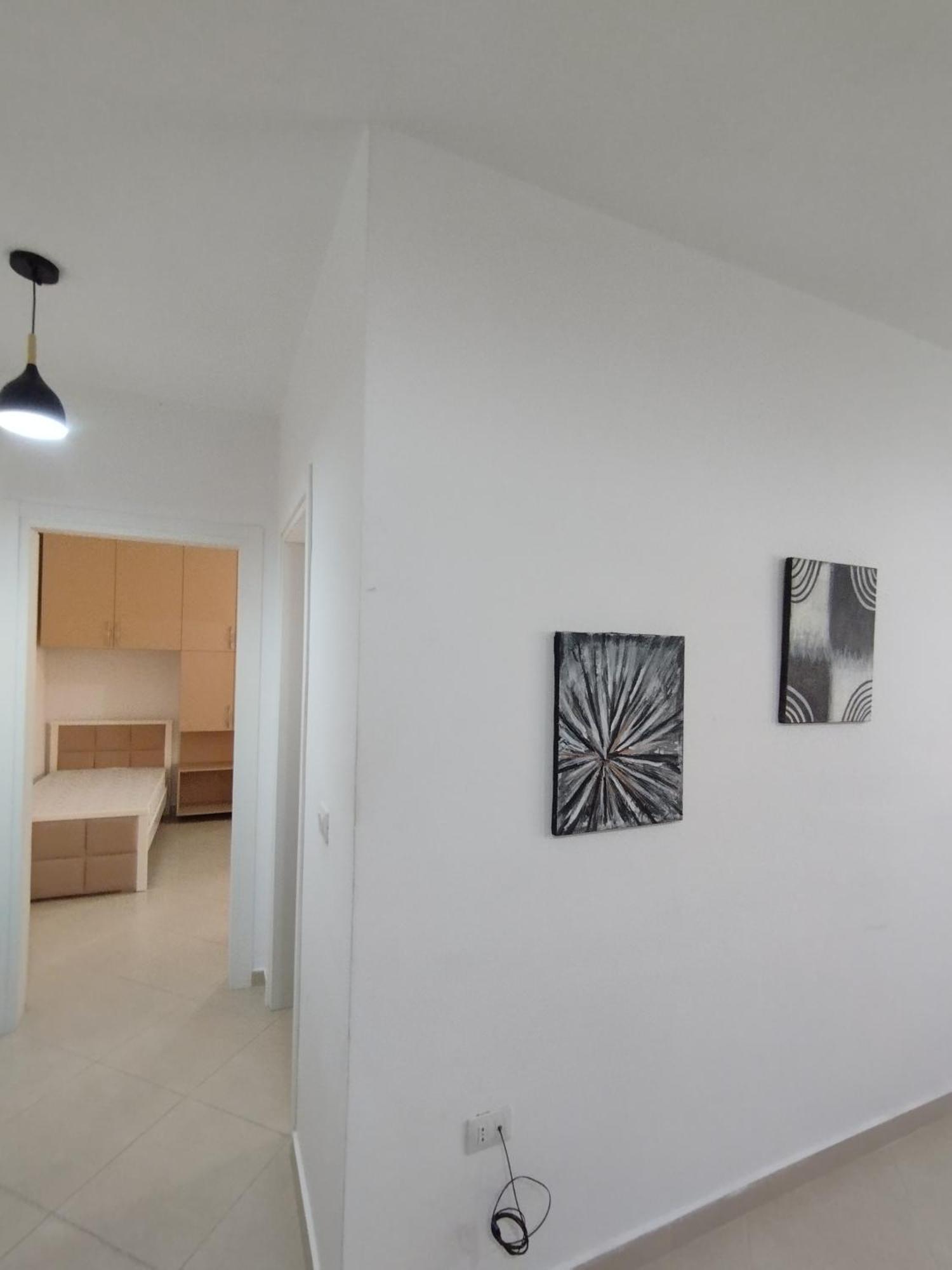 Hergi Apartament Vlorë Buitenkant foto