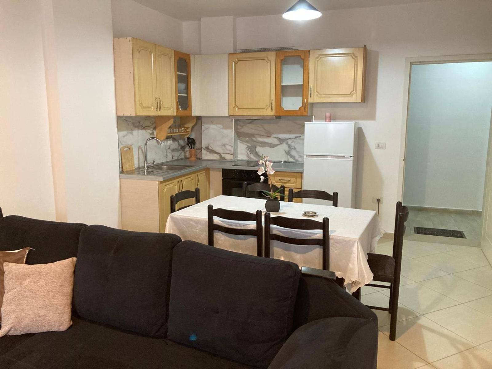 Hergi Apartament Vlorë Buitenkant foto